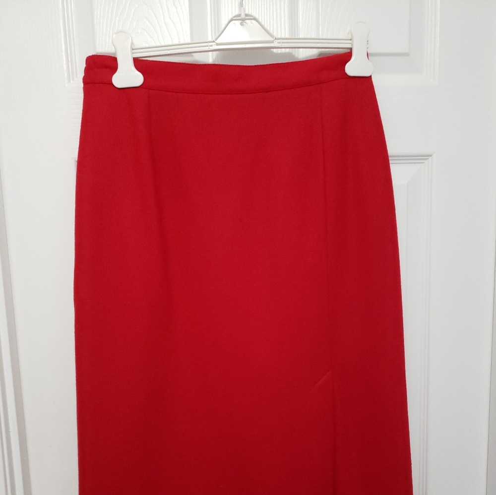 Wool skirt (just in time for Xmas)